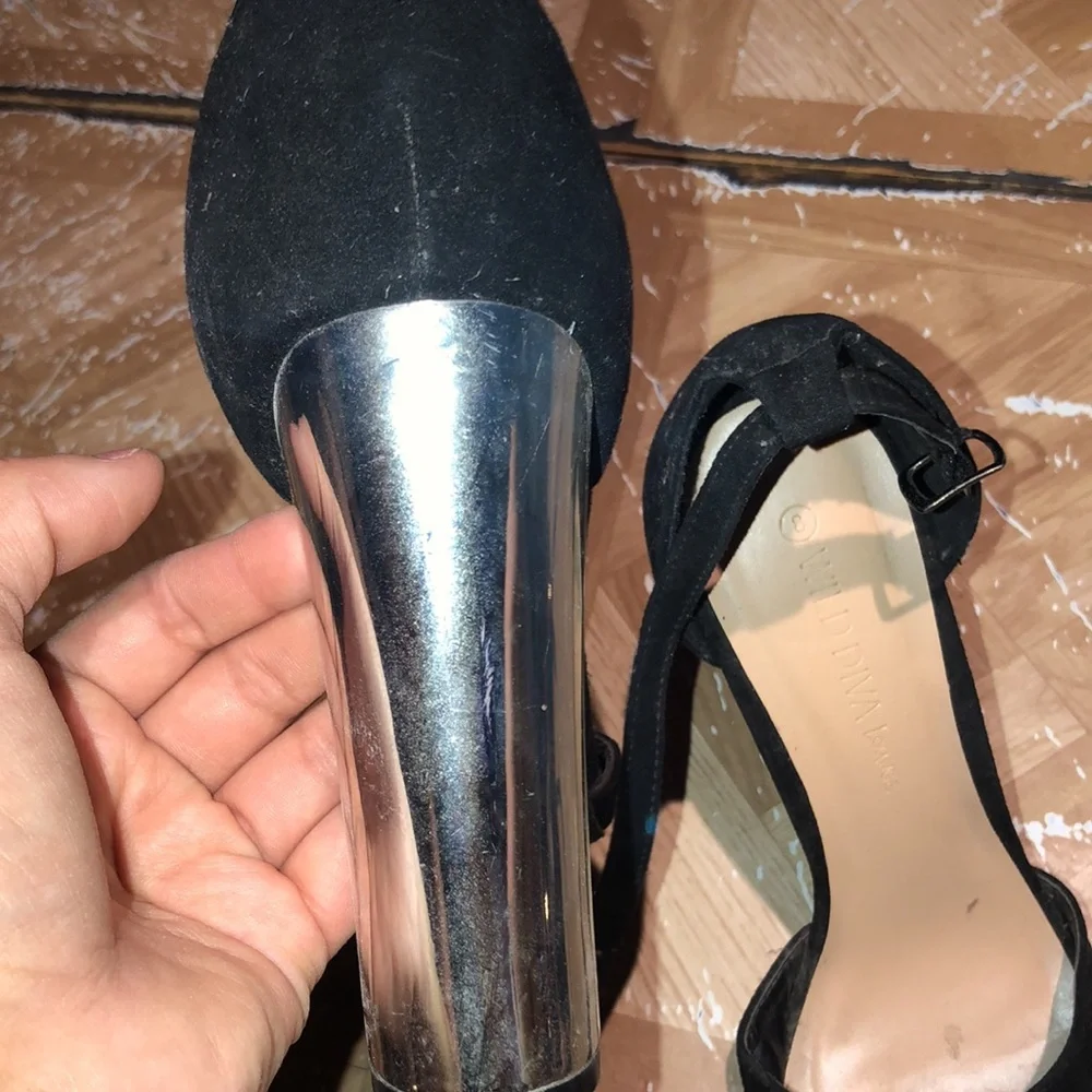 Heels 👠 - Picture 4 of 5